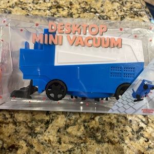 Brand New Mini Desktop Zamboni Vacuum